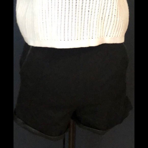 MATERIAL GIRL black dress shorts size 9 - Picture 3 of 10